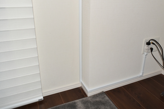 FUGA　電動　配線モール